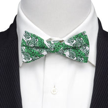 Load image into Gallery viewer, Palm Leaf Men's Bow Tie