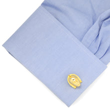 Load image into Gallery viewer, Star Wars C-3PO 3D Cufflinks
